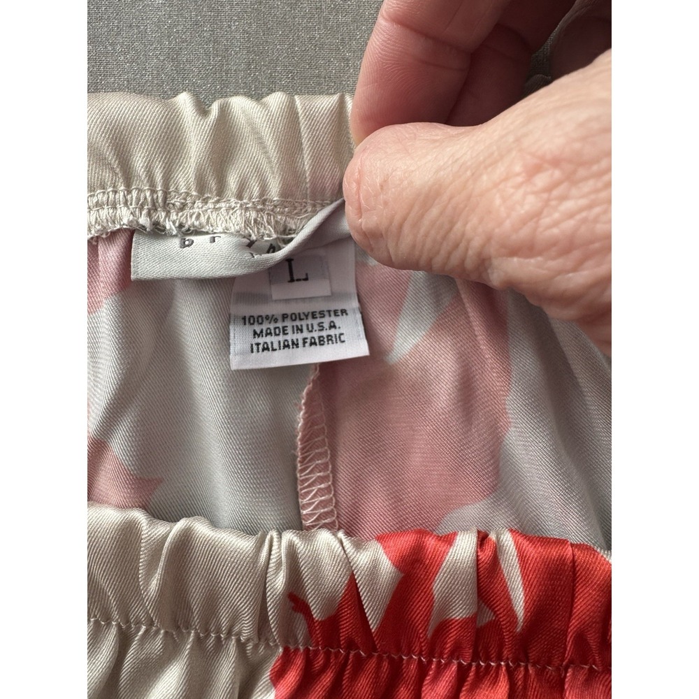 bryn Walker White Wide-Leg Pants with Coral Botanical Print - Picture 5 of 7